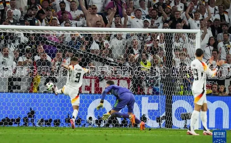 捕捉荣耀时刻：记录运动赛事中的辉煌瞬间